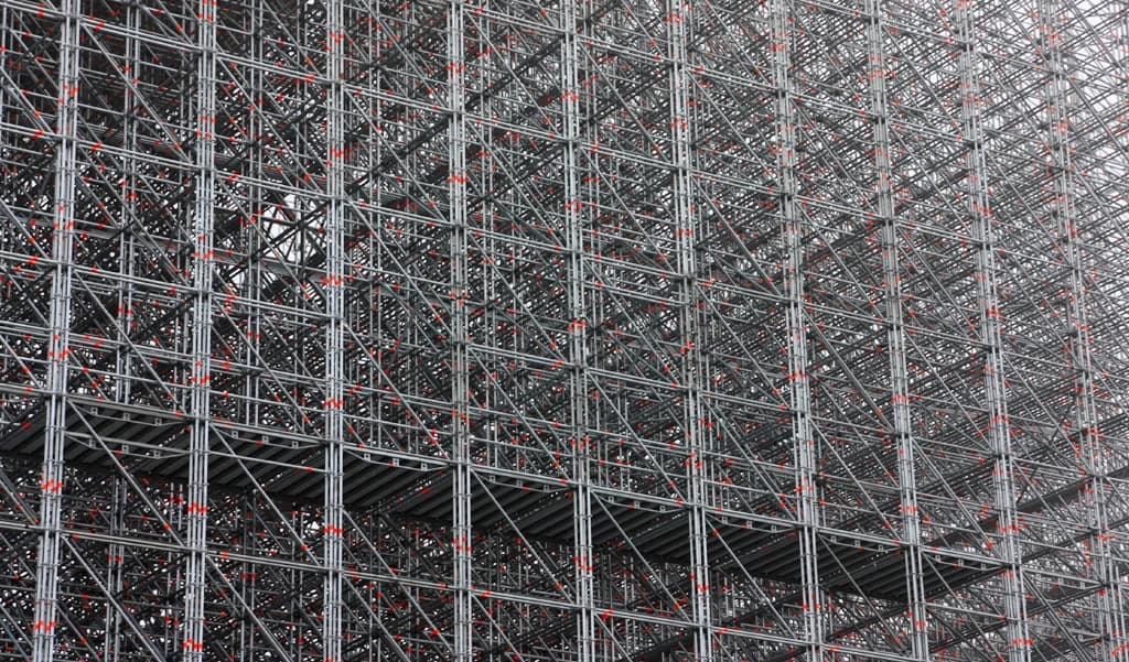 Latticework structure representing the systematic building of value before a technology sale